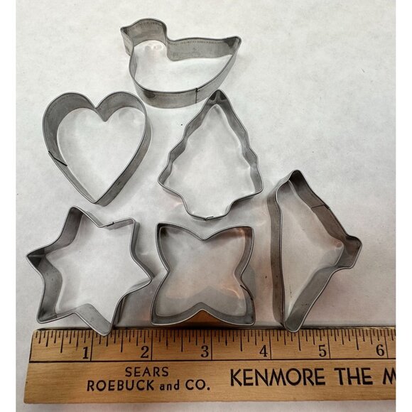 Vintage Aluminum Cookie Cutters Set Of 14 With Handles Hearts Flower Duck Tree‎ - Picture 7 of 7